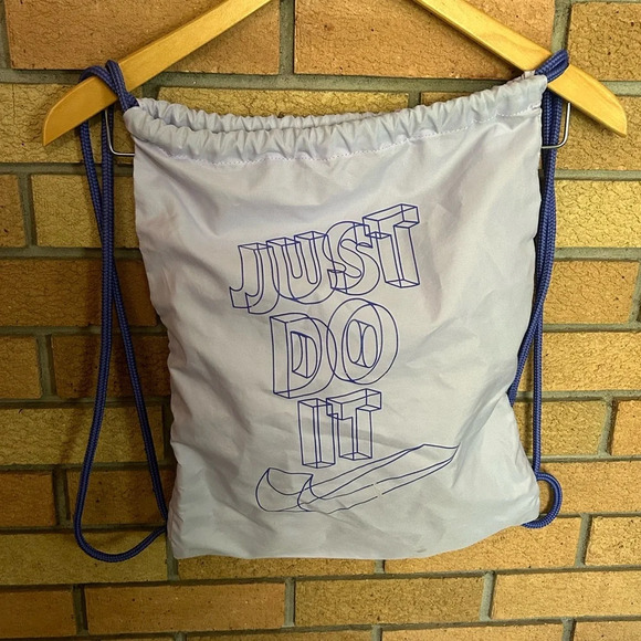 Nike Light Purple Just Do It Printed Drawstring Lightweight Bag Backpack - Picture 1 of 3